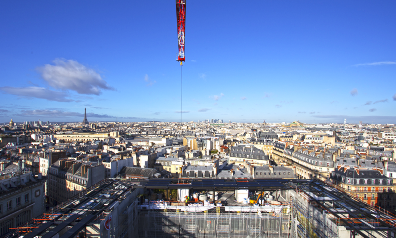 Les travaux de réhabilitation de la Poste du Louvre regroupent de multiples activités avec le retour du bureau de poste et du centre de tri, mais aussi des bureaux, un hôtel, une gendarmerie, une crèche et des logements sociaux. // Maîtrise d’ouvrage : Poste Immo - Architecte : Dominique Perrault Architecture